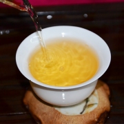 2014年攸乐纯料古树茶