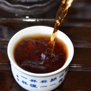 2012年勐海老茶头500克桶装