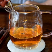 【买一发二】99年甲级土林凤凰沱茶100g