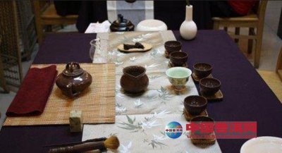 ��ϯ��Ʒ��֮��Χ