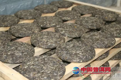 ���²�Ҷ���ʵ�����