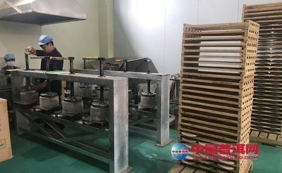 ��Ҷ���ʱ������أ���е���