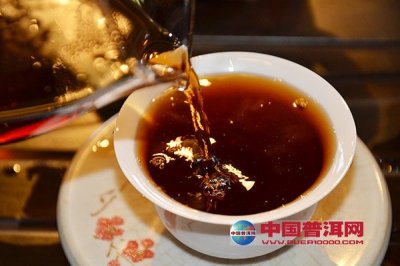 ���������ɫ���������ڸ��ڲִ������еı仯