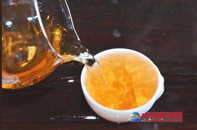 ���ϲ�Ҷ�����һ�𲻿�ѧ