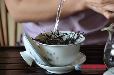 ���ò�Ҷ���淽������