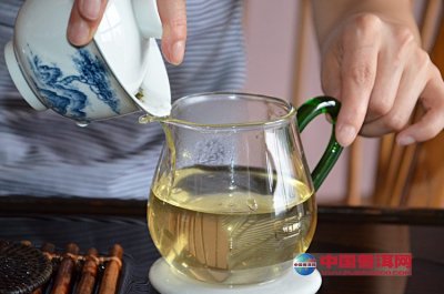 ������α����ն���