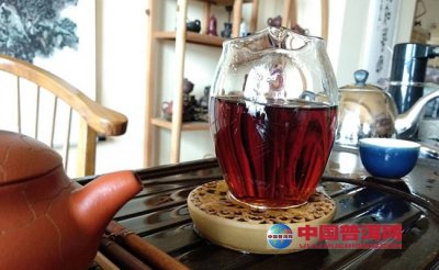 什么是“茶化石”？它属于普洱茶吗？